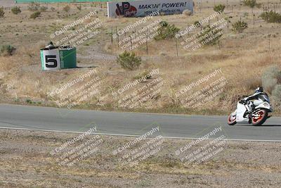 media/Apr-20-2025-AHRMA (Sun) [[393a79c373]]/Race/Group 11 early race/Turn 4b/